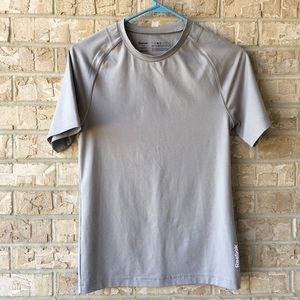 Reebok Sport Shirt Size S 🌺